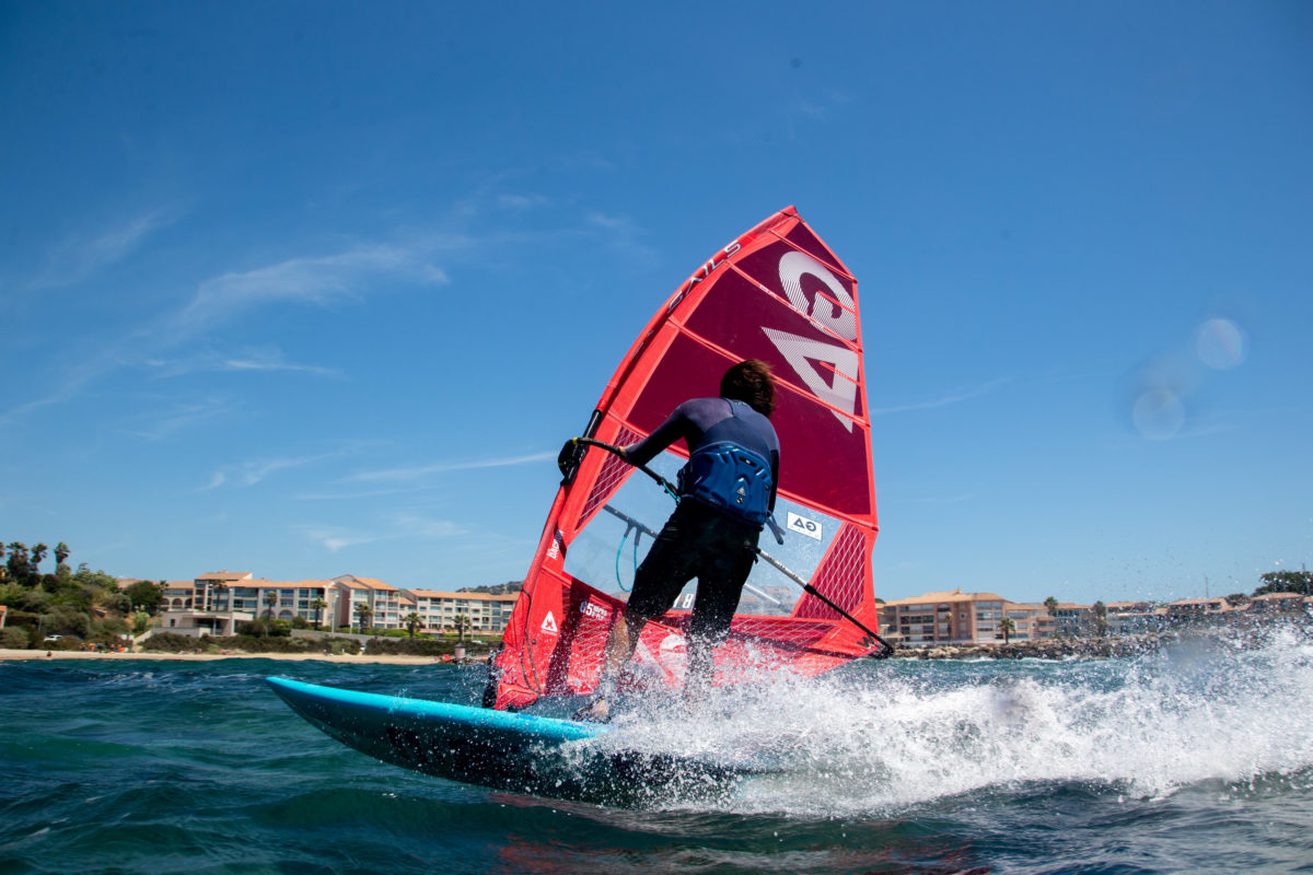 Wind Hunters Surf Station Сосновый