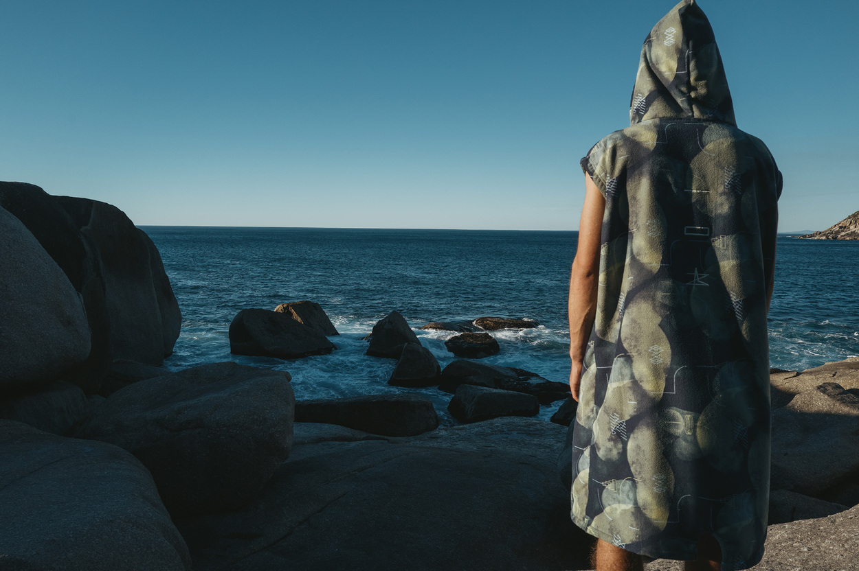 ION ����� Poncho Element (48260-7093) under-water 26 (L)-