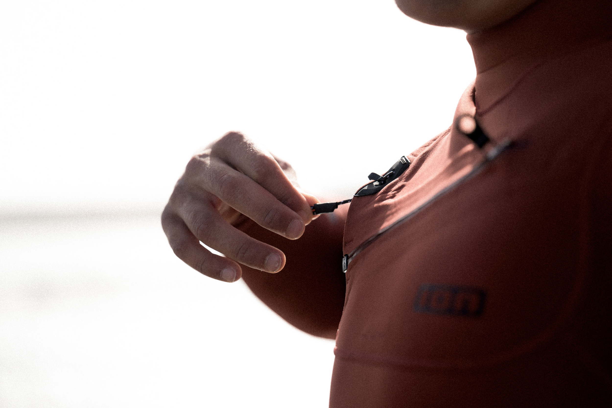ION ����������� Seek Core 4/3 FZ (48232-4479) sunbaked-maroon 25 (54 XL)-