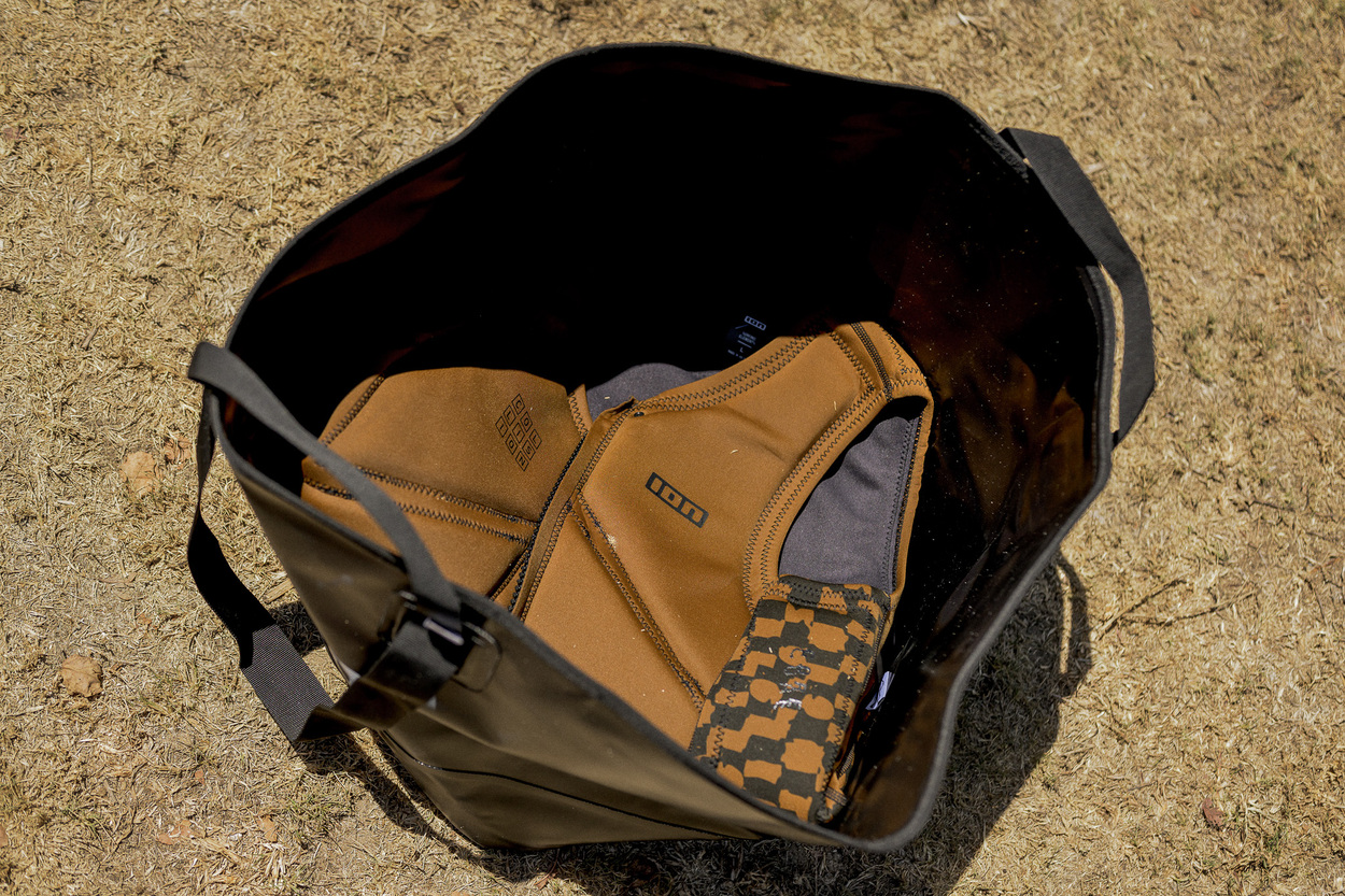 ION ����� ��� �/� Changing Bucket (48260-7031) 26-